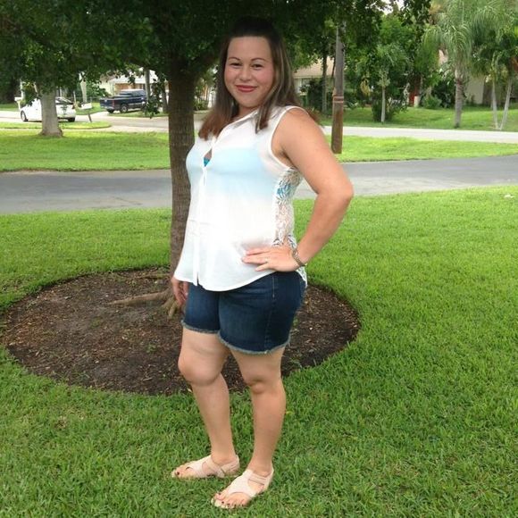 Meet your Posher, Roxana - Picture 1 of 1